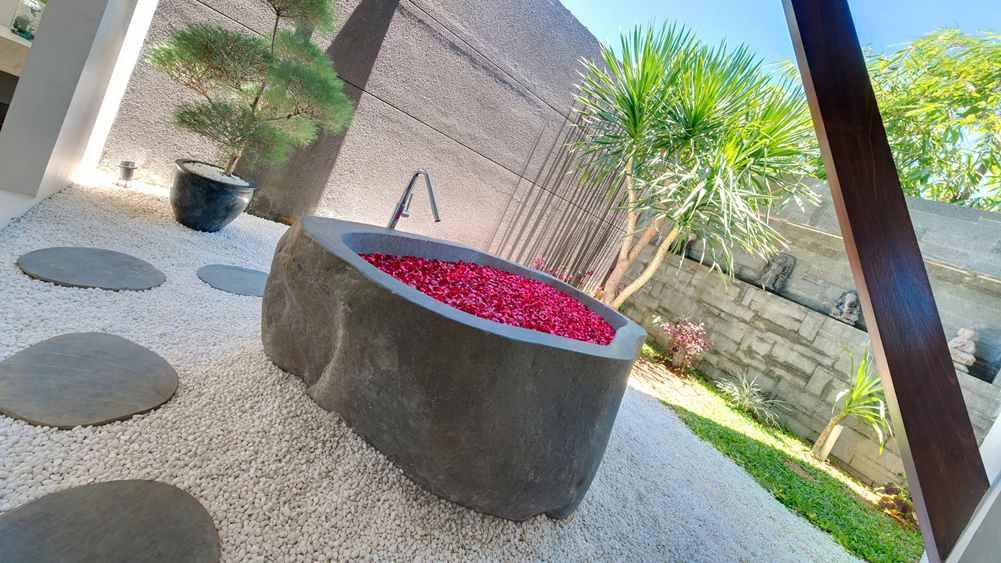 The Layar - 1 bedroom - Outdoor bath